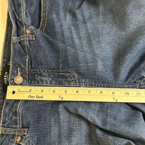Torrid Jeans Blue Denim Straight Leg Womens Size 22R - Picture 10 of 13